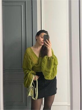 Olive Green Textured V-Neck Balloon Sleeve Top - Women